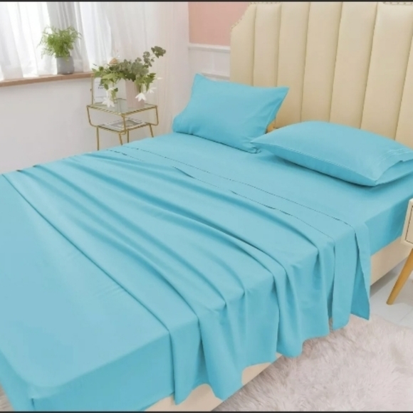 Cool Bamboo Lux Sheet Set - Queen - Aqua - Picture 2 of 5